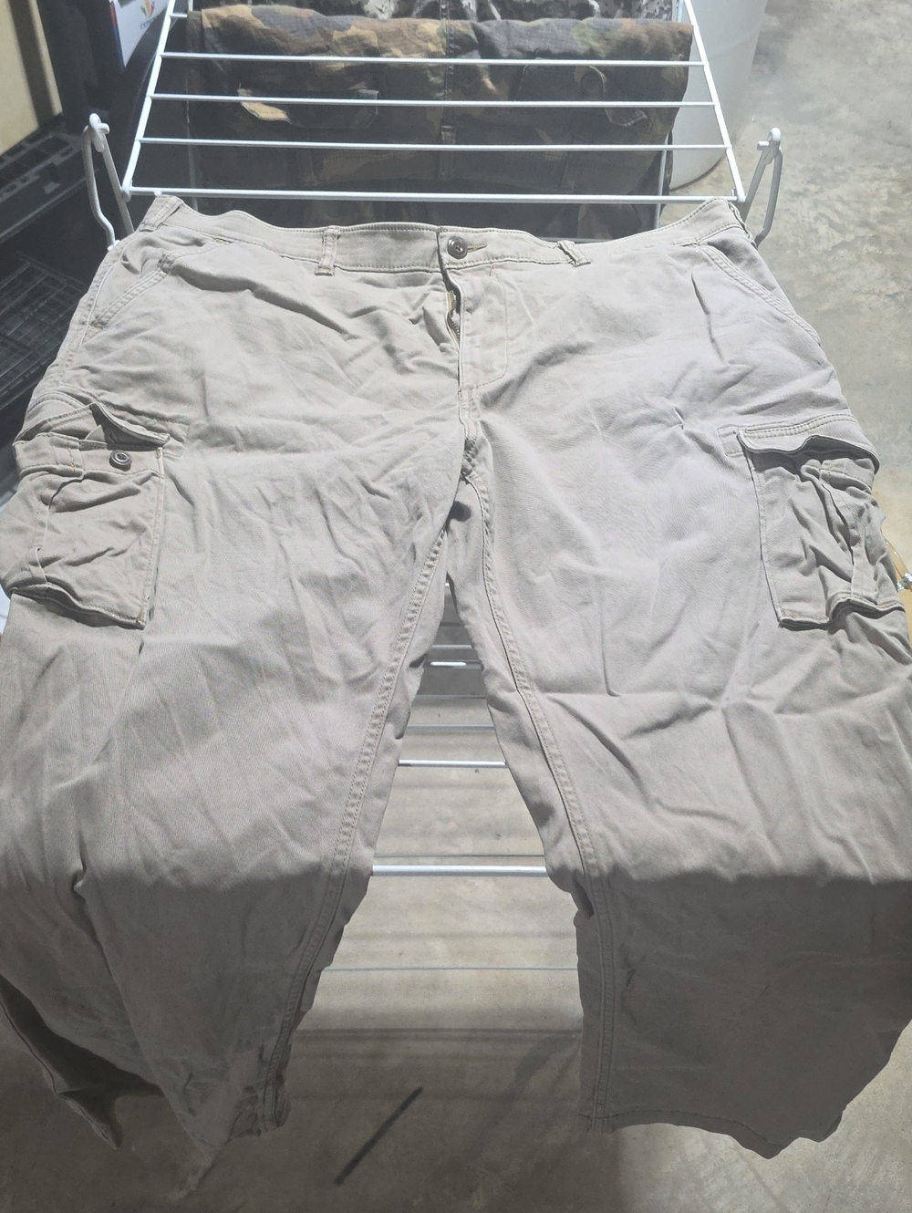 Mens Cargo Khaki 42x30